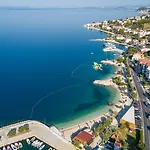 Nyaraló Neva Dugi Rat