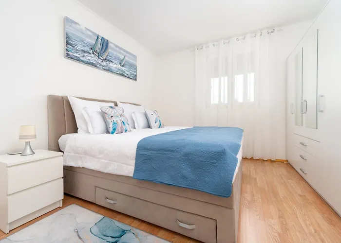 Neva Nyaraló Dugi Rat